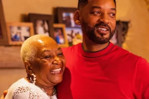 Lee más sobre el artículo Mamá de Will Smith reacciona a la bofetada que su hijo le dio a Chris Rock: “Es la primera vez que lo veo salirse de control”